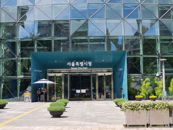 서울시, 신규브랜드 디자인 시민에게도 받는다 기사 이미지