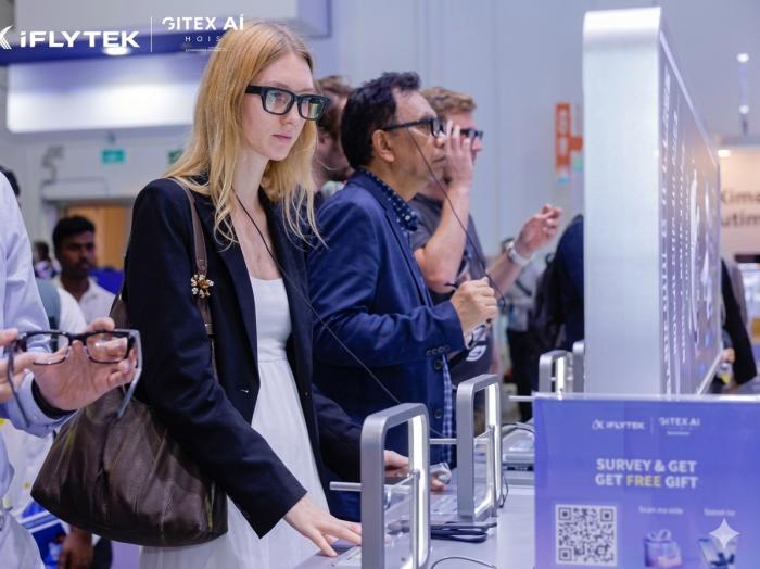 iFLYTEK, GITEX ASIA 2026에서 ‘AI 안경’과 ‘AI 통역 마이크’ 선보이며 전방위적 AI 번역 솔루션 강조