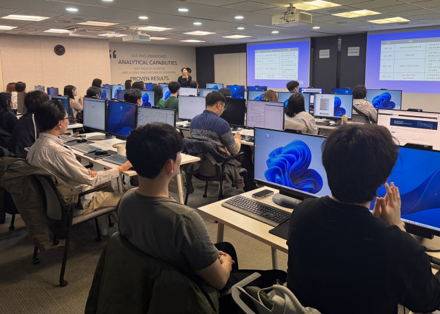 청년취업사관학교 데이터 전문가 양성, SAS코리아 교육 과정 개설