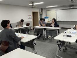 ‘남 일 같던 디지털 연수’ 넘어 ‘다음 연수를 먼저 제안하는 학교’로… 문산동중학교, 찾아가는 학교 컨설팅 3기 성료 기사 이미지